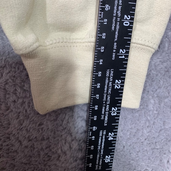 Gildan Heavy Blend Beige Sweatshirt Size L Made in Nicaragua 50/50 - Picture 6 of 7